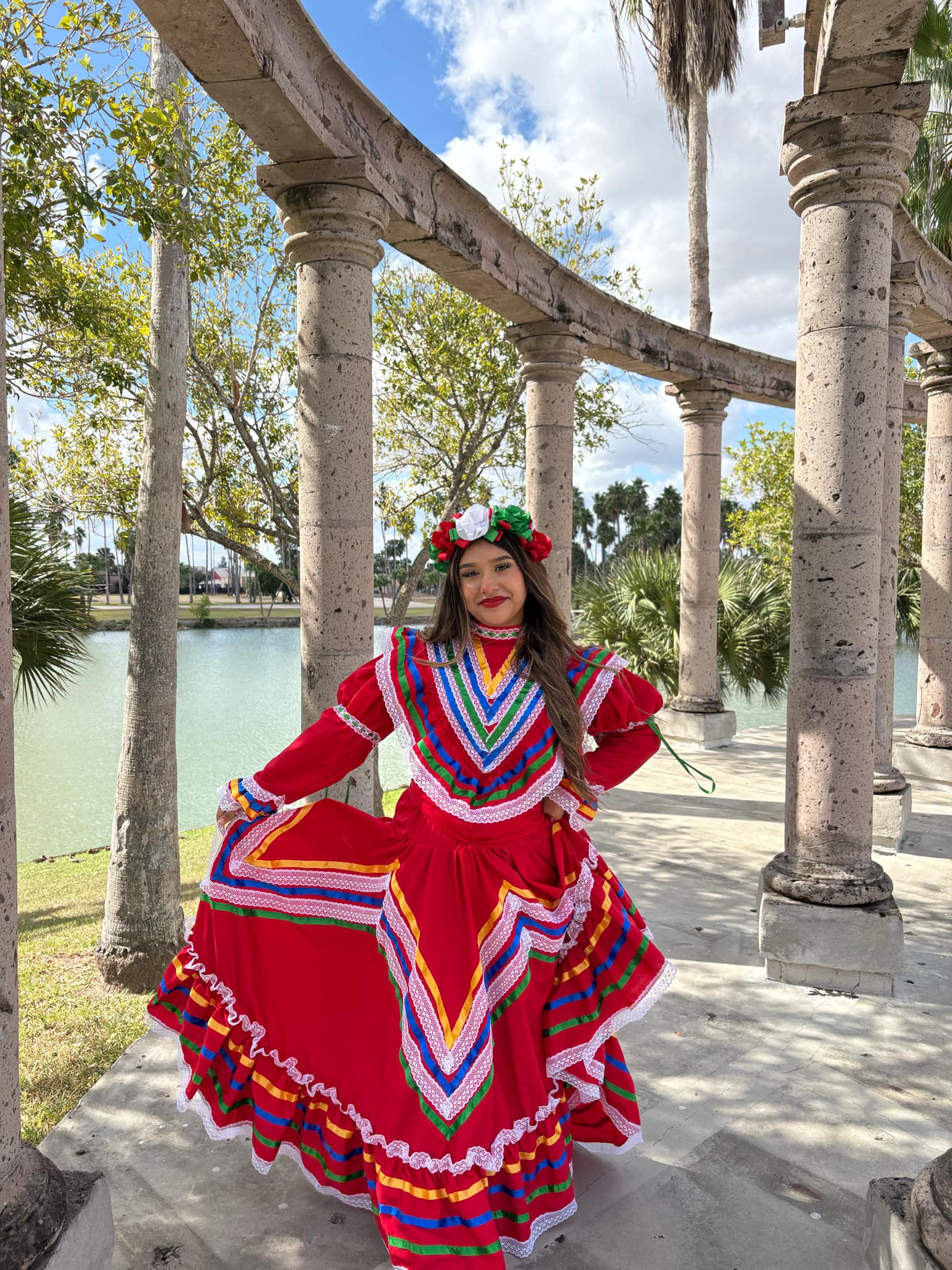 Beautiful Women's Jalisco Dress - Mexican Culture Costume - Handmade Dresses