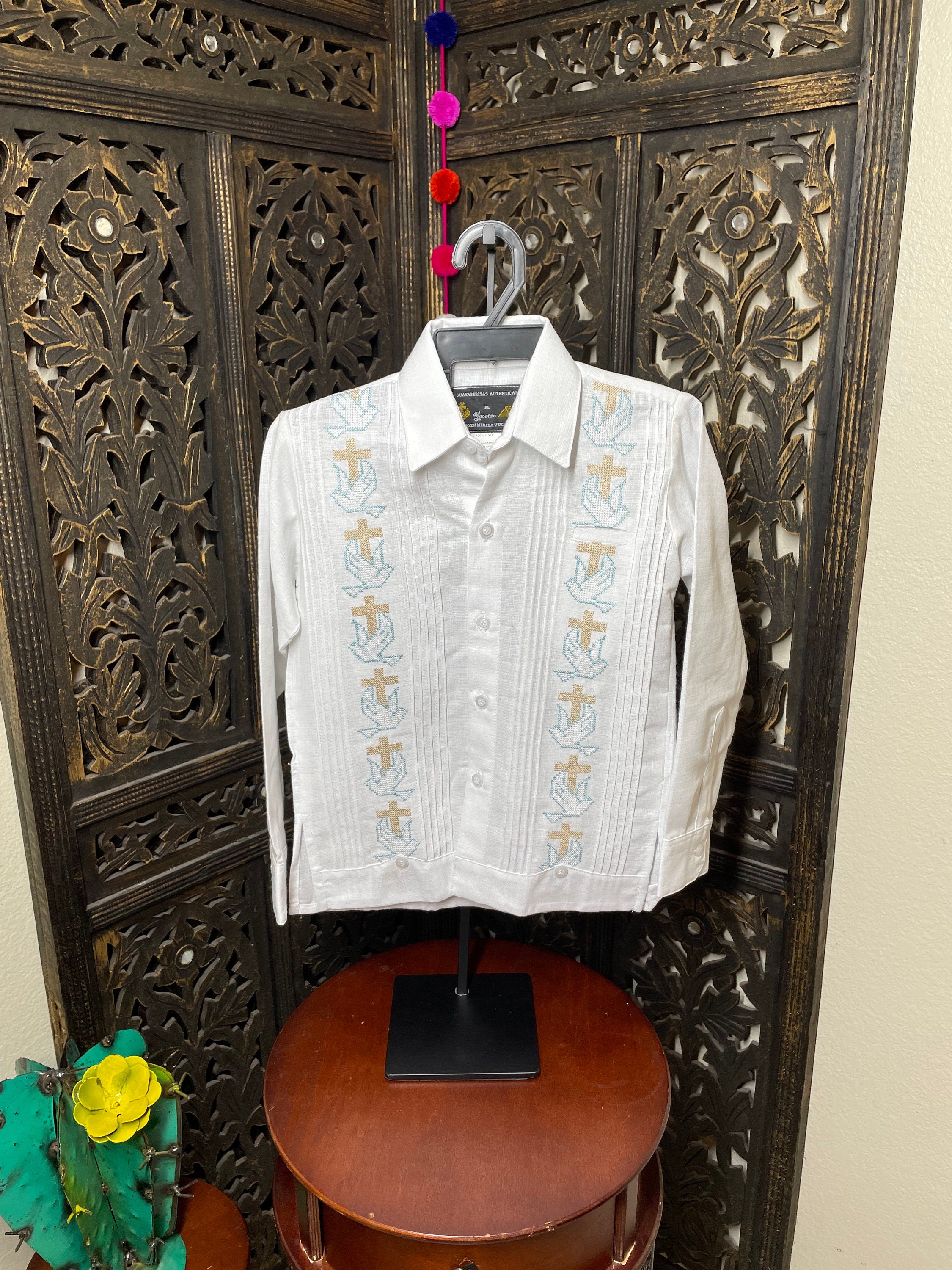 Beautiful Boys Guayabera - Handmade Embroidered First Communion/Primera Comunion Dress Shirt - Size 4T