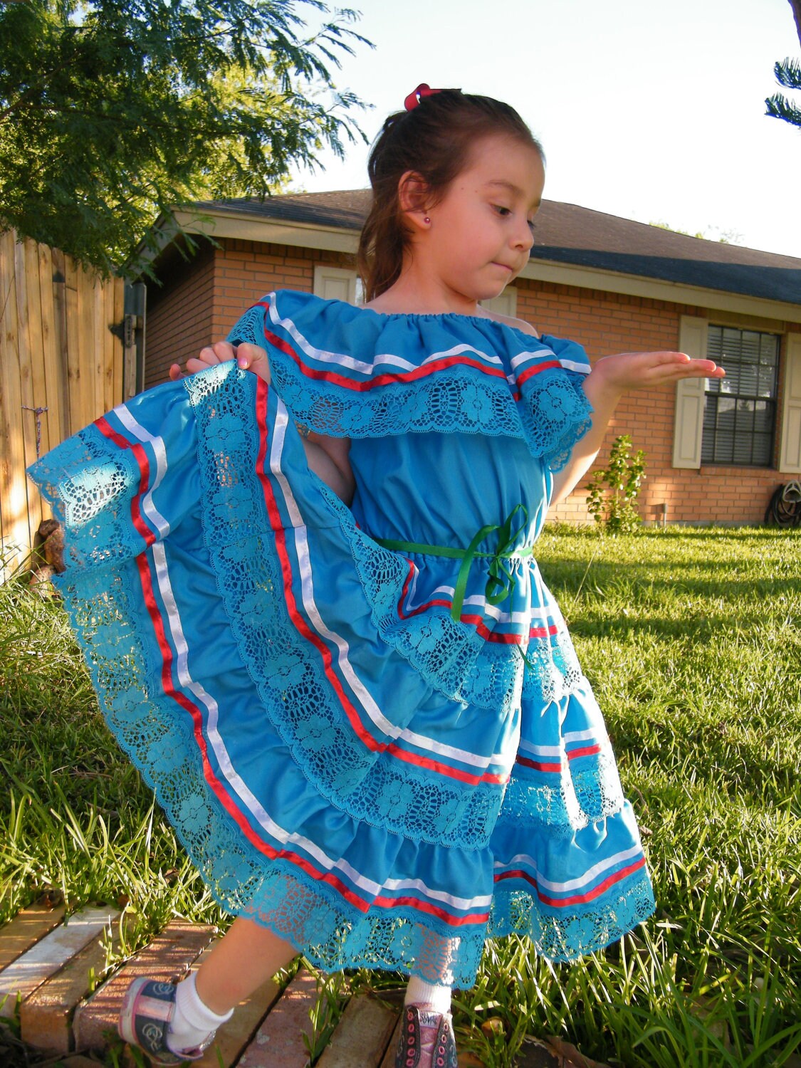 Vibrant Kids Mexican Dress - Size 9-10 Years - Perfect for Festive Occasions