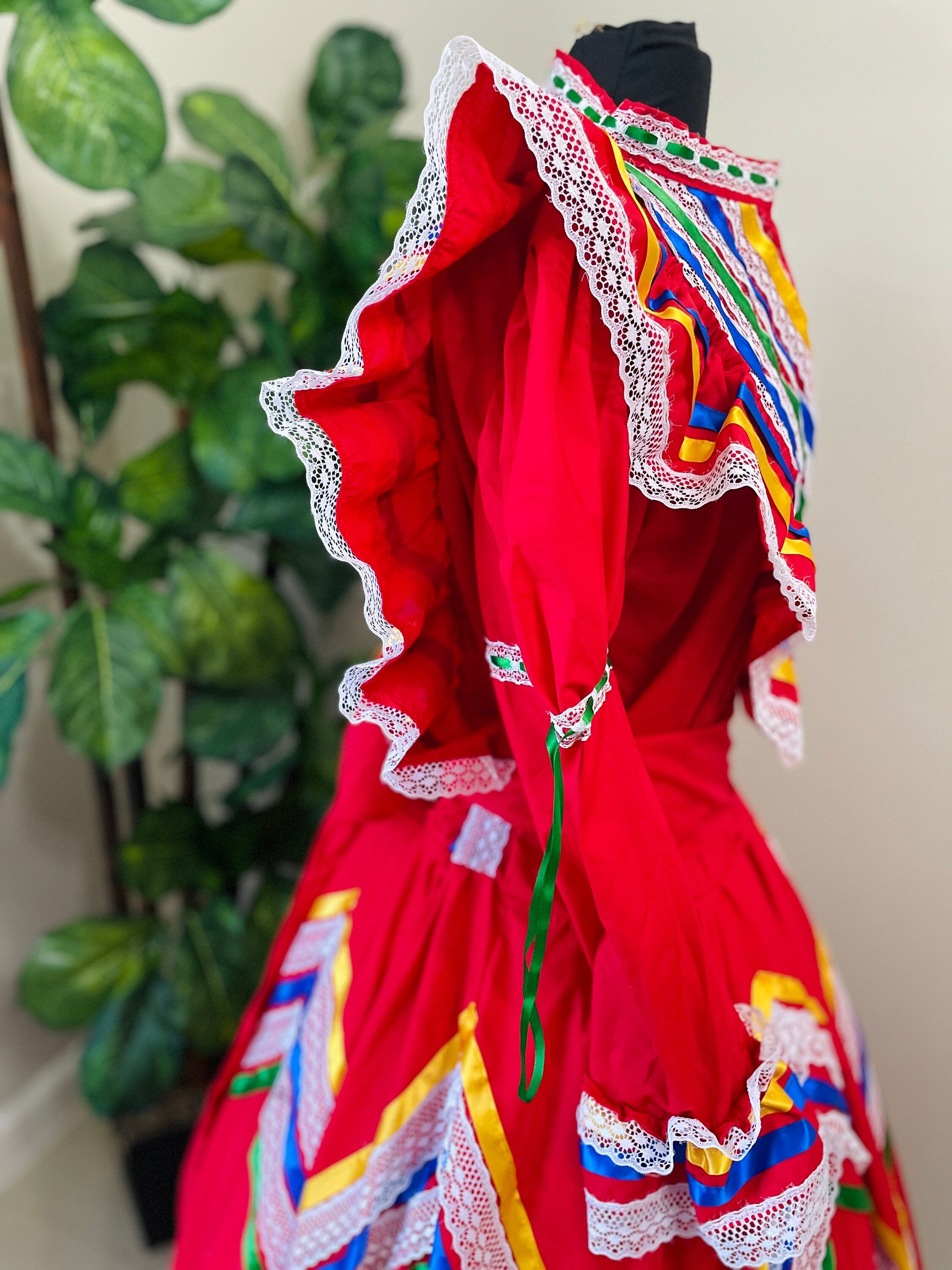 Beautiful Women's Jalisco Dress - Mexican Culture Costume - Handmade Dresses